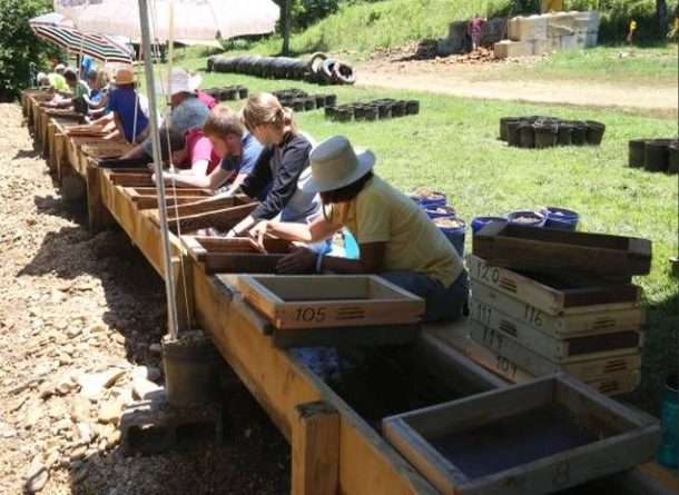 Gem mines open to the public
