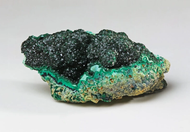 malachite healing properties