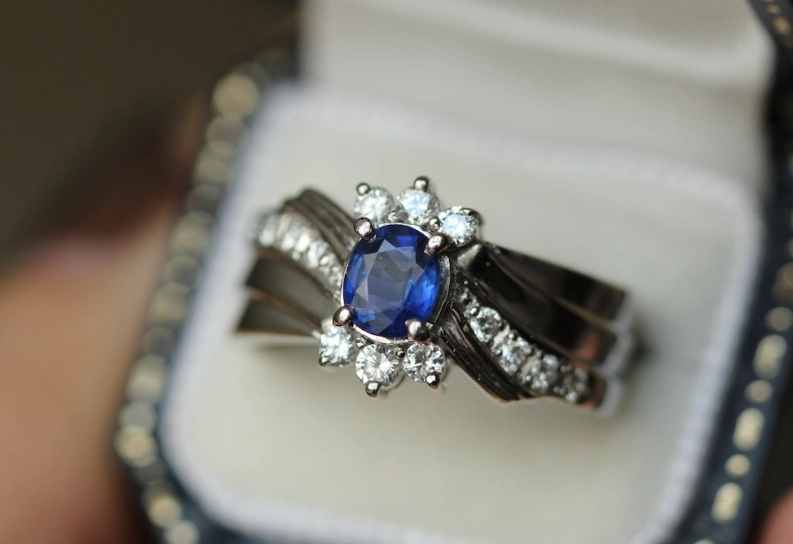 sapphire birthstone meaning sapphire birthstone meaning
