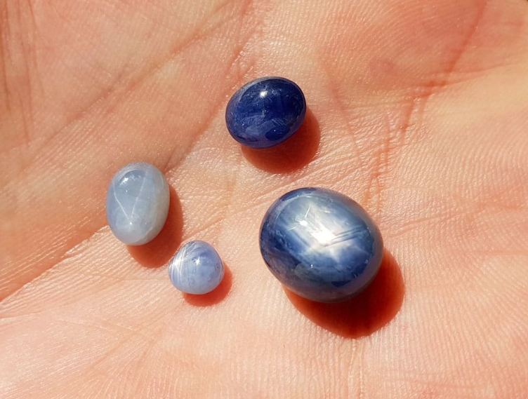 Asterism in Sapphires: The Complete Guide to Star Sapphire Value & Meaning