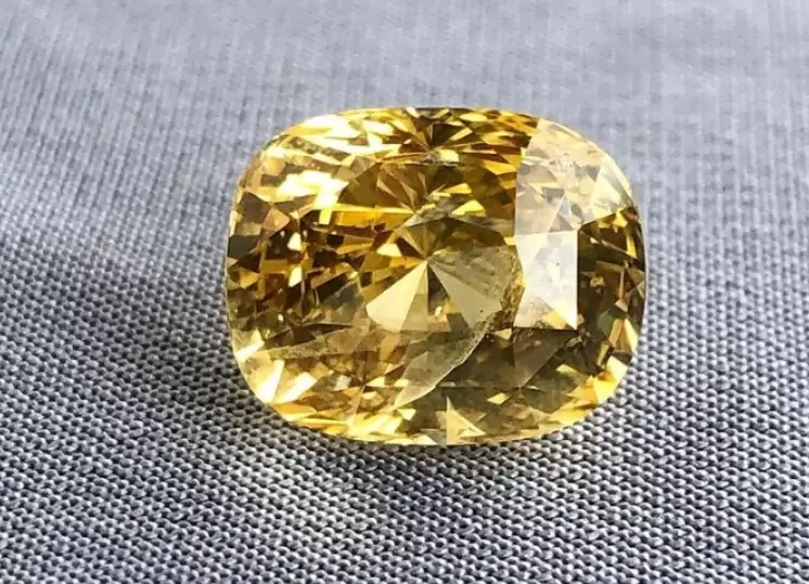 Yellow Sapphire Guide: Meaning, Buying Tips & Real vs Fake