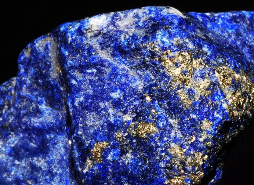 Lapis Lazuli: Ultimate Guide to the Blue Stone of Kings
