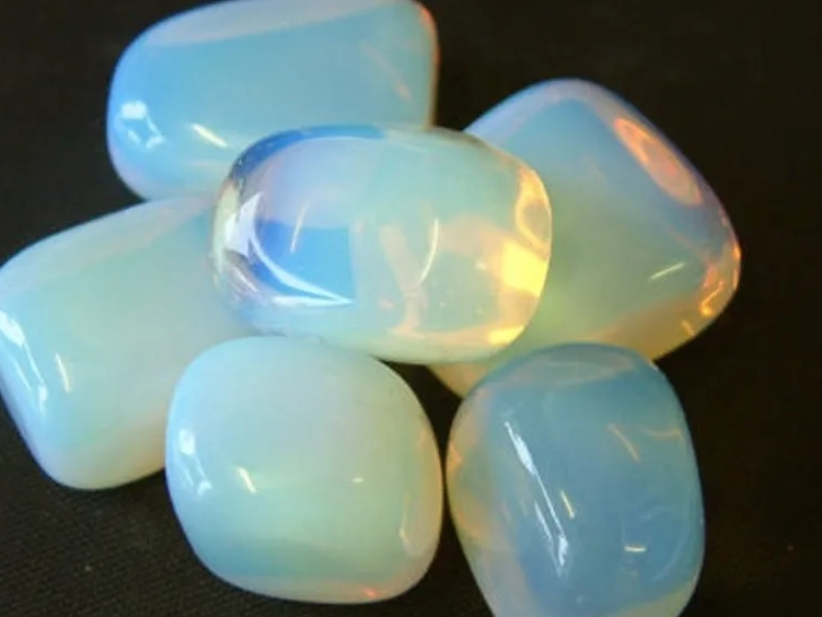 Alexandrite gemstone