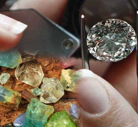 Gemologist Jobs: A Complete Career Guide (Salary, Skills & Path)