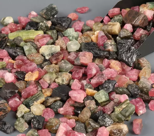 rough gemstone identification