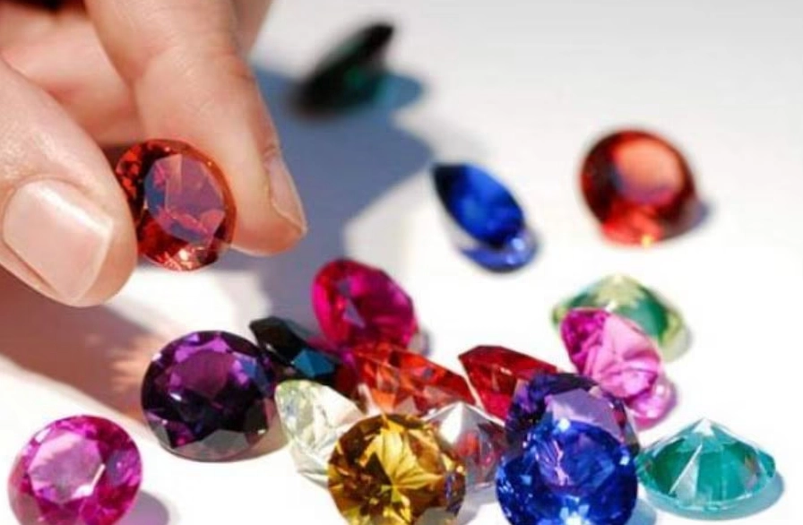 identify gemstones