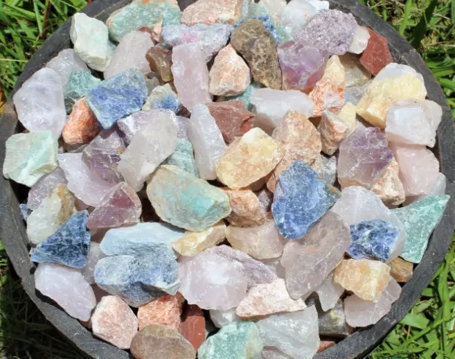 Raw Natural Gemstones: A Complete Guide for Collectors & Jewelry Makers