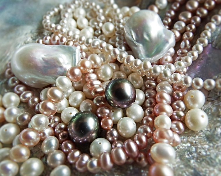 pearl gemstone meaning