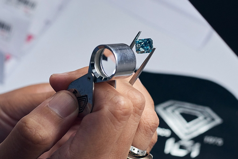 The 7 Precious Stones: A Complete Guide to the World's Rarest Gems