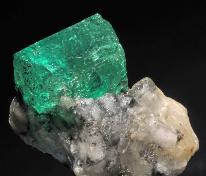may birthstone alternative
