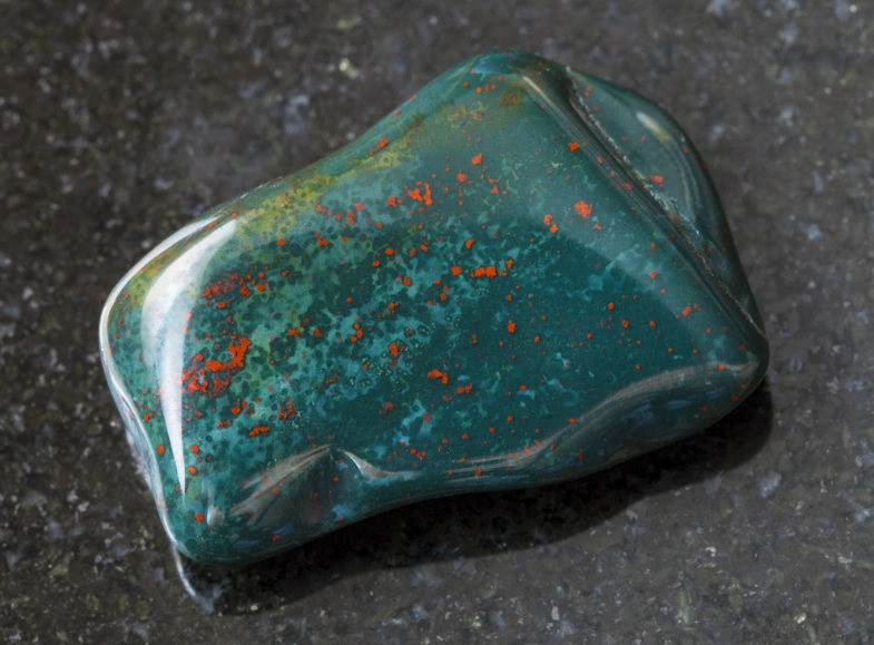 who should wear bloodstone