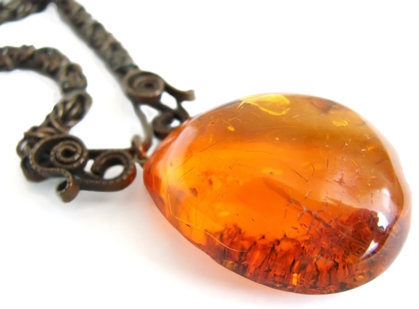 how to clean amber