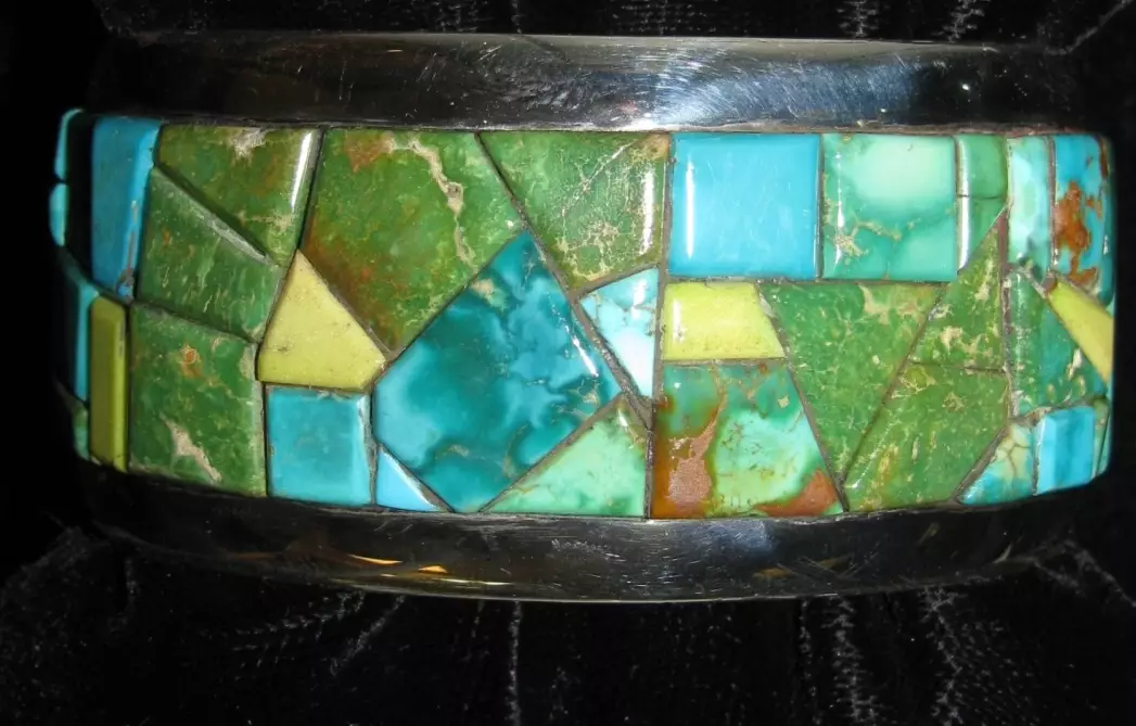 green turquoise identification