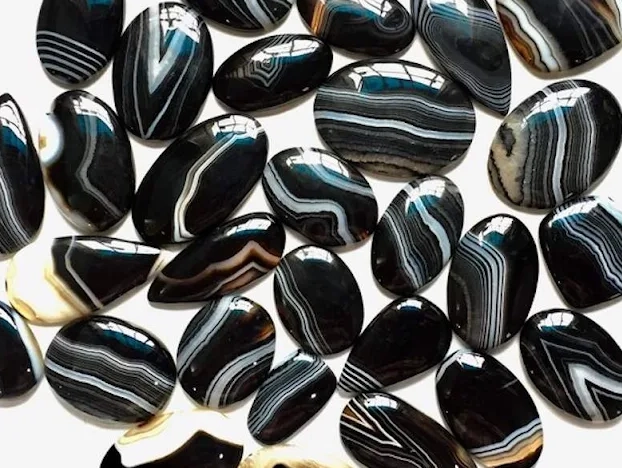 Does Onyx Mean Black? The Surprising Truth About This Gemstone